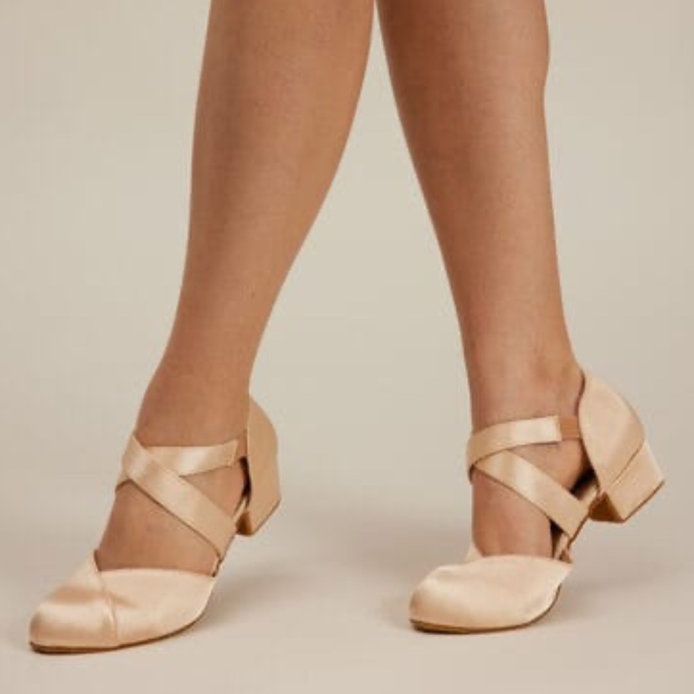 Brand New Champagne Ballroom Dance Shoes Size 9